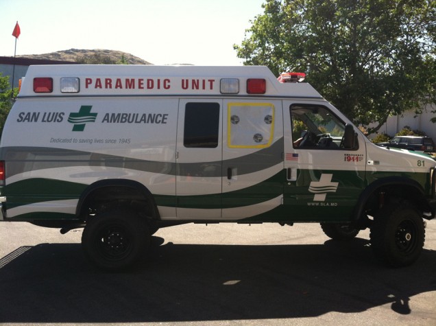 Vehicle Lettering for San Luis Ambulance